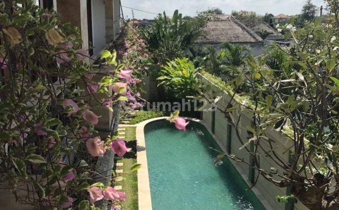 Villa for sale, 4 bedrooms, pool, land 400m2, in Seminyak, Bali 1