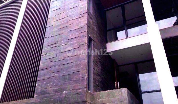 Aikonik Residence with S. Pool - Townhouse Satu-satunya Di Area Menteng 1