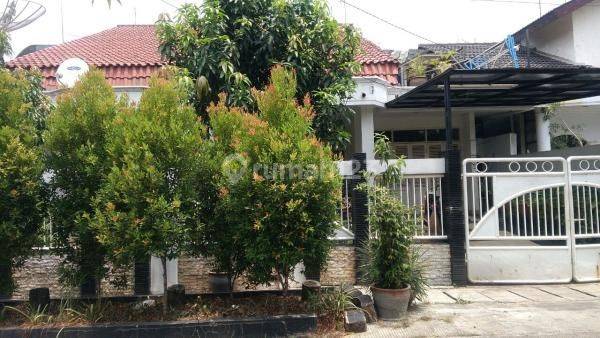 RUMAH MEWAH .ADA KOLAM RENANG KOMPLEK PENDIDOKAN JAKARTA TIMUR 2