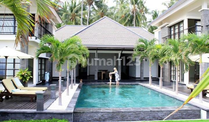 Beautiful seaside villa in Bali.