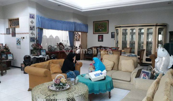 Rumah Second 2 lantai di Jemursari, jalan lebar bebas banjir 2