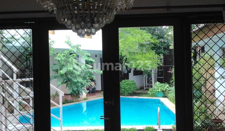 Cinere Blok B, Jalan Pinus, Ada Kolam Renang , Dekat Cinere Mall