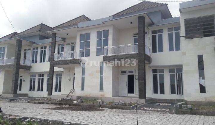 Rumah 2 lantai sertifikat hak milik 2