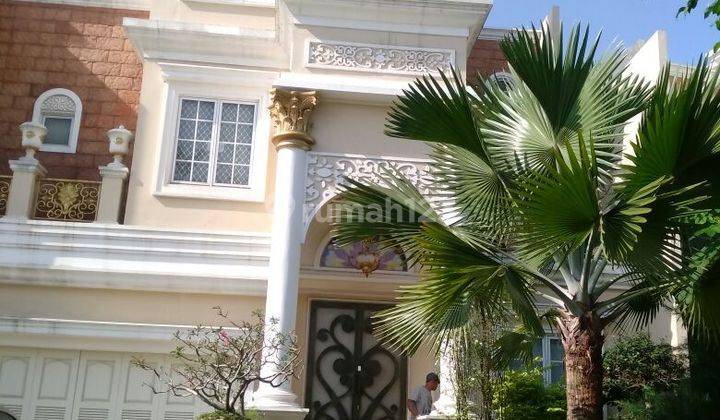 Dijual Rumah Mewah Dan Mewah Dengan Lokasi Strategis di Gading Serpong Furnished 1