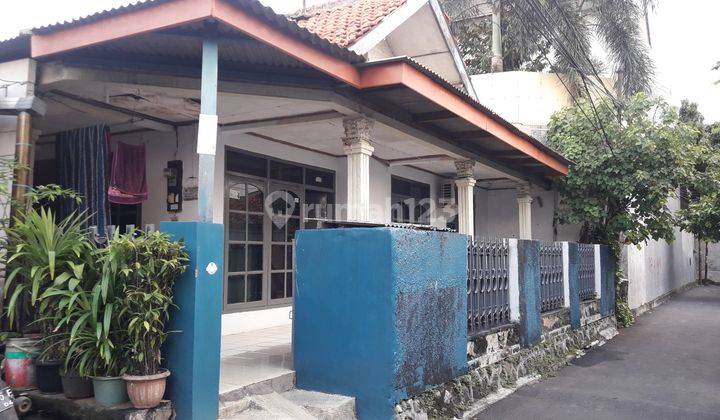 Rumah Di Pejaten Strategis Dekat Siaga dan SMP Al Azhar 1