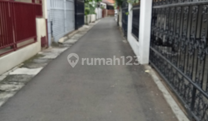 Nice house... ready to occupy... spacious parking for 2 cars. 2