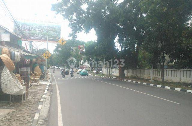 Rumah Strategis Lahan Luas Mainroad Setiabudi Bandung 1