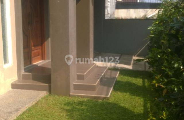 Rumah Baru Strategis Murah Dekat Jalan Raya di Buah Batu Bandung 2