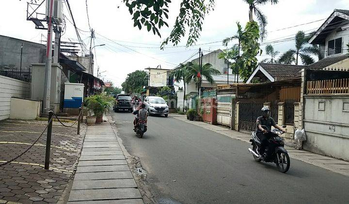 Rumah 2 lt strategis pinggir jalan 2