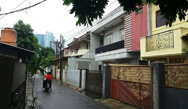 Rumah minimalis 2 lt daerah strategis 2