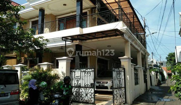 Rumah di Tebet jakarta sekatan 1