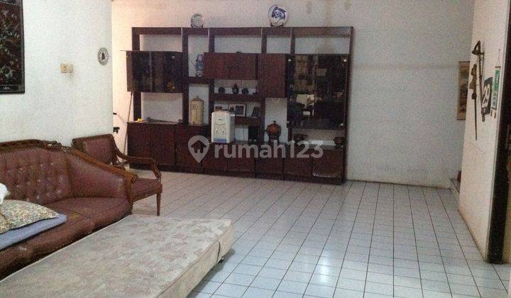 Rumah 2 Kavling Dg Ruang Keluarga Yg Luas di Jatibening 2