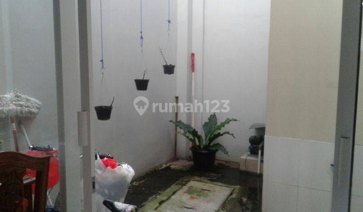 Rumah Bagus Minimalis 2 Lantai Dekat Solo Baru 2