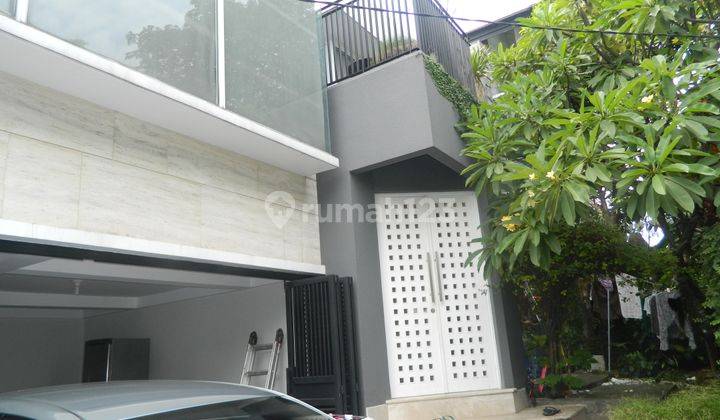 Dijual Rumah Modern di Antasari Lingkungan Tenang Dekat Kemvilage 1