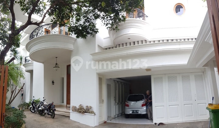 House for rent in Kemang Dalam House for rent in Kemang Dalam