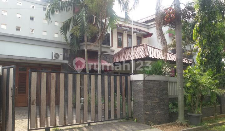 Rumah di Bukit Cirendeu