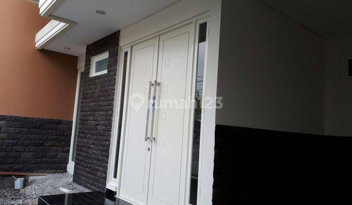 Rumah baru gress 2 lantai ada carport di Wisma Permai Barat Surabaya 2