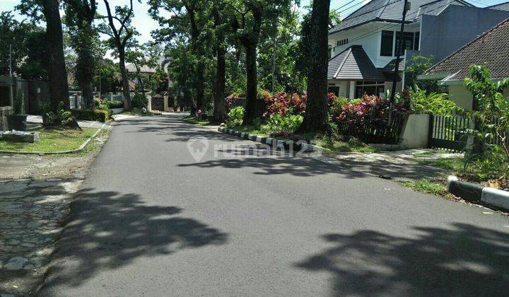 Turun Harga Rumah Mewah Dekat Gedung Sate Bandung 2