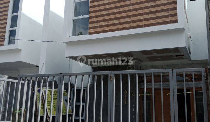 RUMAH B NEW... DI KAWASAN TEBET SIAP HUNI..... !! 1