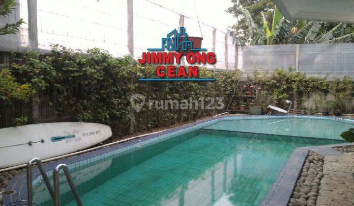 rumah mewah ada kolam renang dalam komplek Pondok Labu jakarta selatan 1