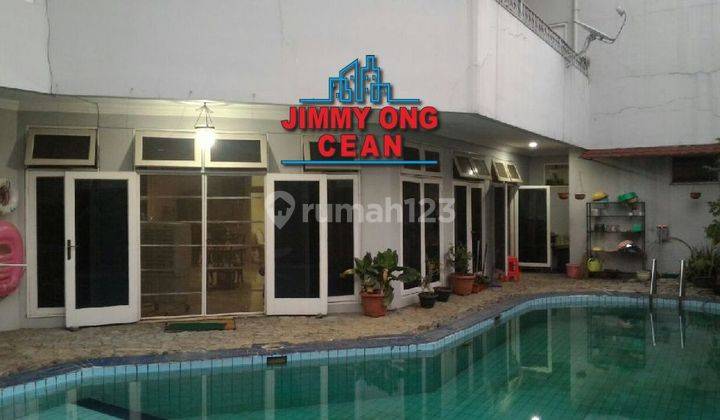 rumah mewah ada kolam renang dalam komplek Pondok Labu jakarta selatan 2