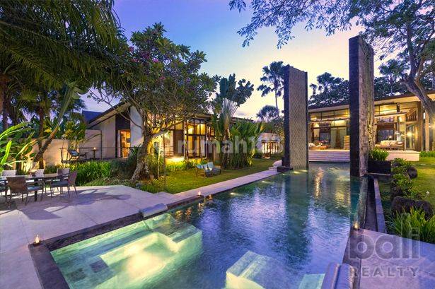 Luxurious Designer Villa In Canggu - Freehold - 1563 -NS 2