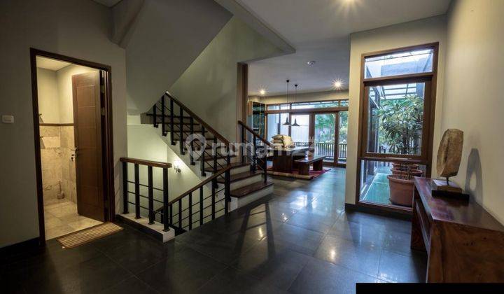 Rumah Minimalis Furnished Sangat Bagus di Setra Duta, Bandung 2