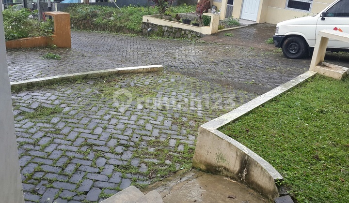 Rumah Strategis lokasi agamis,Pudak payung,semarang 2
