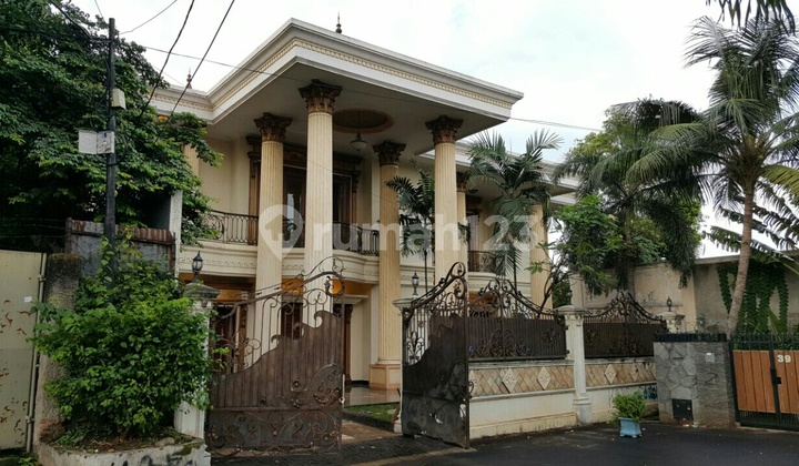 Rumah Mewah lokasi paling bergengsi