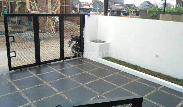 Rumah 2 Lantai 6 menit Griya Arcamanik Kota Bandung akses antapani 2