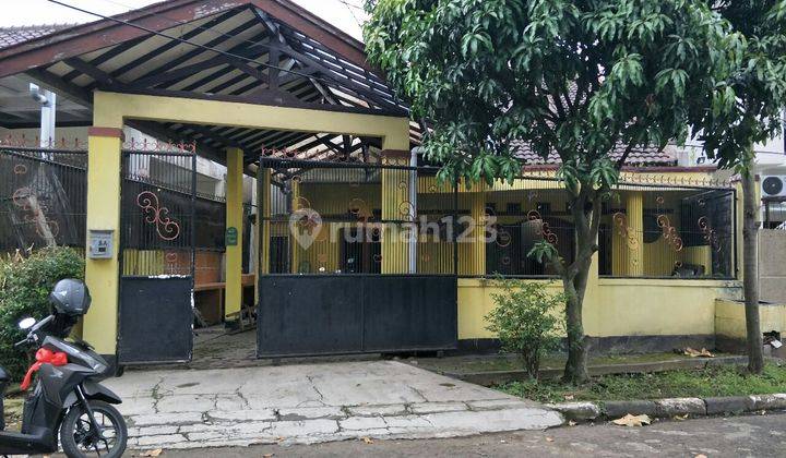 Rumah Tinggal komp Elite Taman Mutiara terletak di jl Raya Cibabat,  seberang depart store Yogya Plaza Cimahi, dekat dengan Rumah Sakit Cibabat, Rumah Sakit Mitra Kasih, Polres,  Superindo,  KFC, Pizza Hut , dsb 1