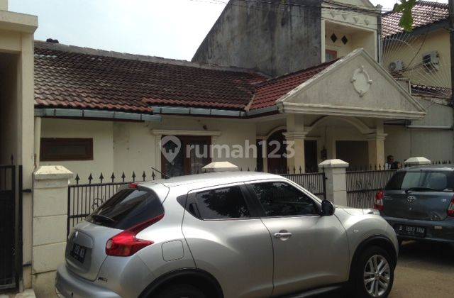  Rumah Bagus 1,5 Lantai, di Kawasan Bsd Tangerang Selatan 2