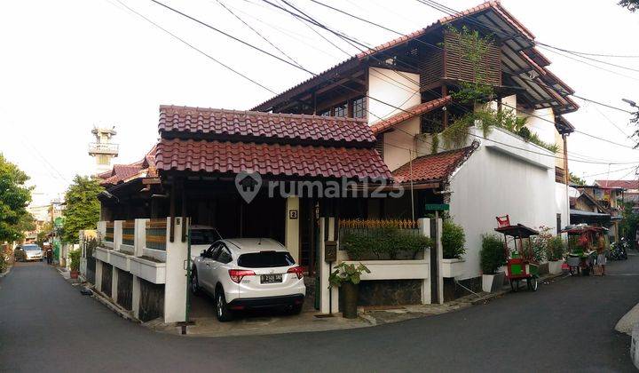 Rumah Di Kawasan Senopati Kebayoran Cocok Untuk Kantor 1