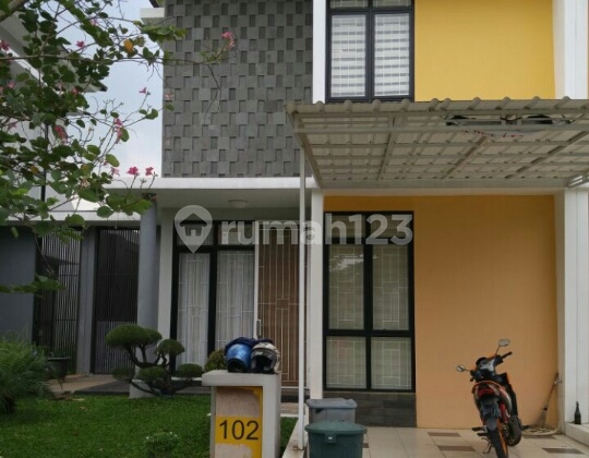 Rumah Bagus di Lokasi Bagus Taman Simprug Lippo Cikarang 1