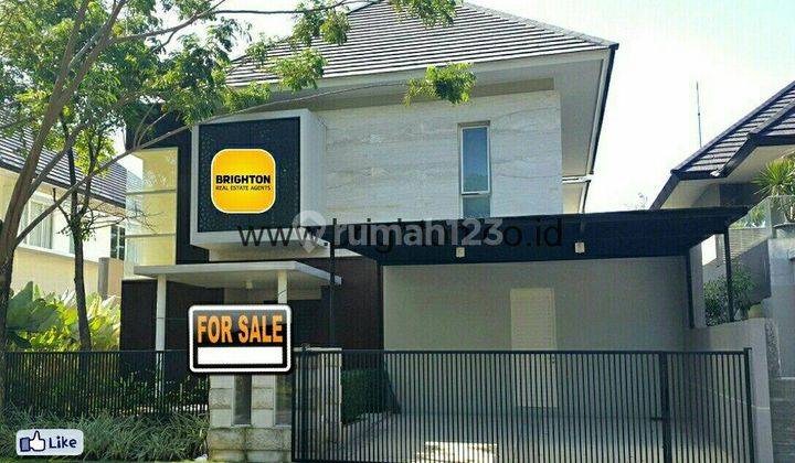 Rumah model minimalis dengan 4 kamar tidur di Graha Natura, Surabaya 1