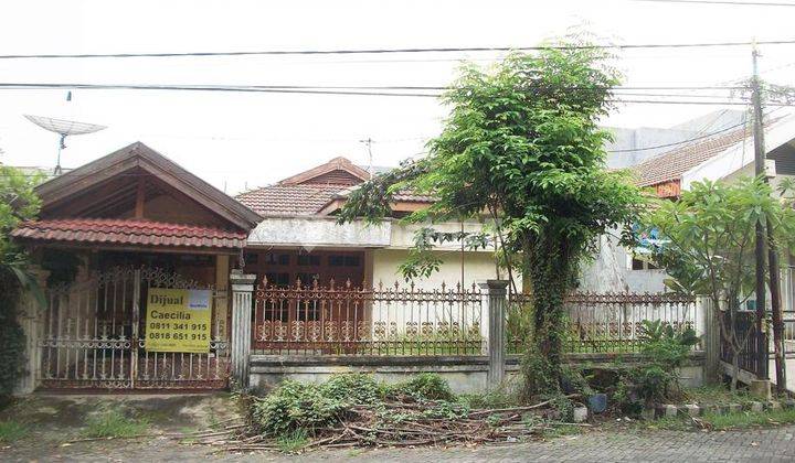 Rumah di Raya Kutisari Indah, Terawat, Row Jalan Lebar 2