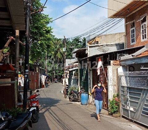 Rumah Kost Mangga Besar Income 1 juta per kamar, 4,5 lantai Cor Beton Full !!! TURUN HARGA !!!! 2