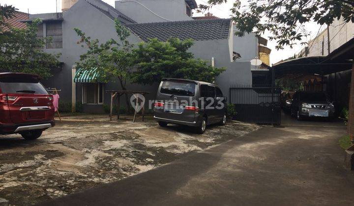 Rumah asri dan luas di shangrilla jakarta selatan 2