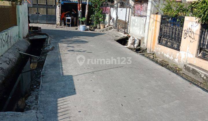 TERMURAH !!! Rumah 2 lantai, LT 112 m2 Akses 2 mobil ke jalan raya 2