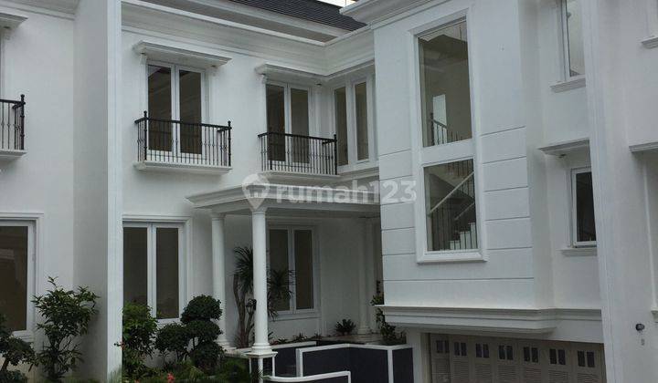 Rumah Townhouse brand new siap huni Mewah Ampera 1