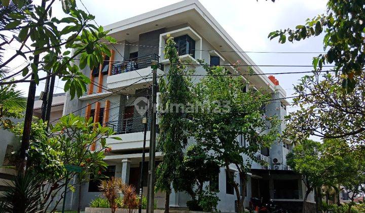 Rumah Kost Kelapa Gading di Bawah Harga Pasar, Lt 239 M2, 3 Lantai, Hanya 12 Juta Meter Posisi Hoek 1