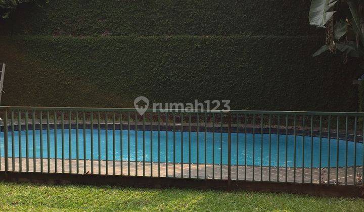 Rumah siap huni dgn kolam renang private di Kemang Timur 2