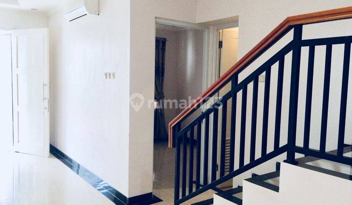 Rumah Semi Furnish 5 menit ke Tol di Jatiwarna 2