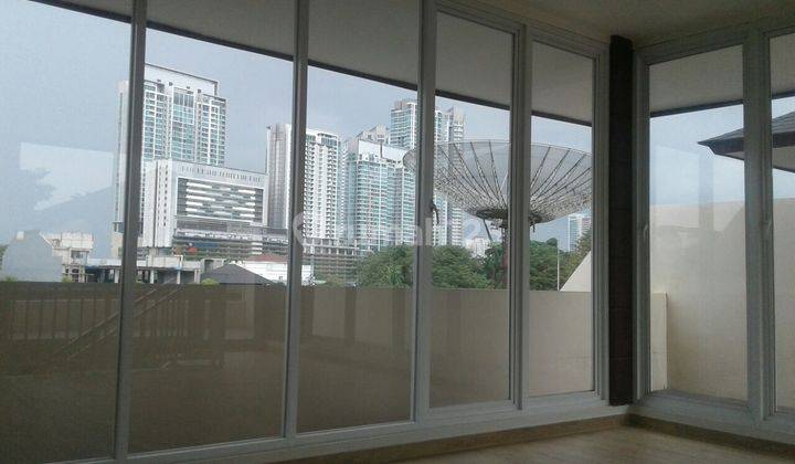 Rumah Baru 3 lantai dalam Twonhouse Lux di Kemang Selatan 2