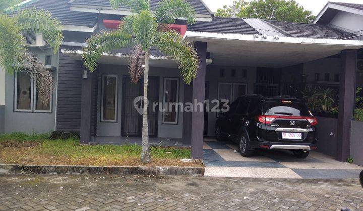 Rumah cantik semi furnished di cluster 15 menit dari bandara 1