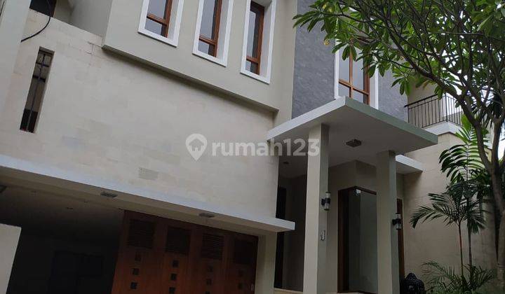 Nice 2 Storey House at Compound with Nice 5 Bedrooms at Kemang Selatan Area 2