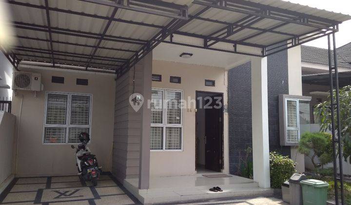 Rumah cantik asri di cluster 1