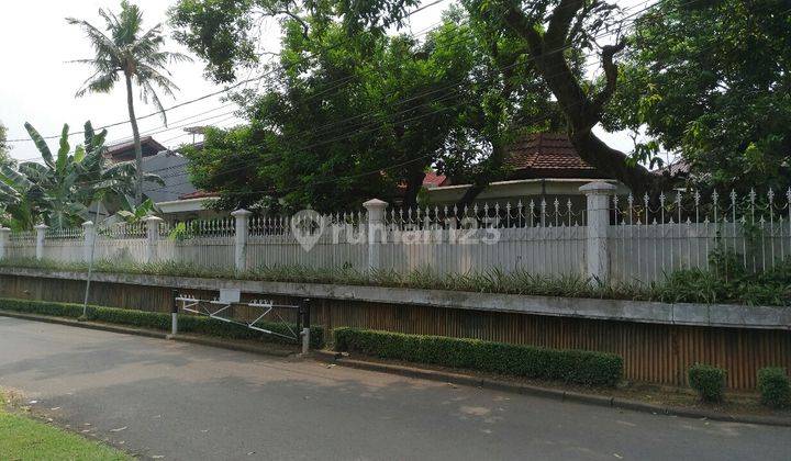 Rumah Dijual Di Lebak Bulus. Lokasi Prima. Asri. 2