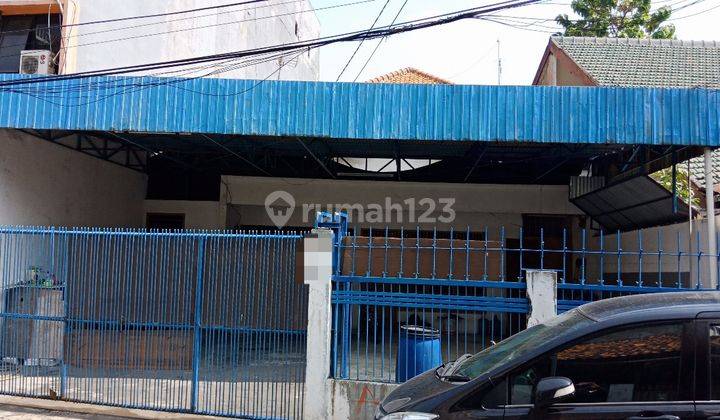 Rumah Hitung Tanah Pasar Baru @ 18 juta/meter LT 302 m2, Cocok untuk Kost-Kostan, Akses Langsung 2 Mobil ke Jalan Raya 1