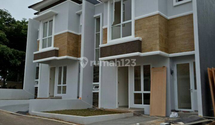 Rumah Dalam Cluster Pondok Pinang Diujung Pondok Indah 1